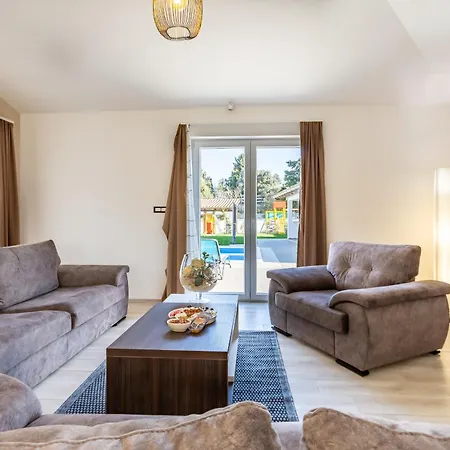Alba Bianca Near Pula For 6 People With Children Playground And Wellness Sisan