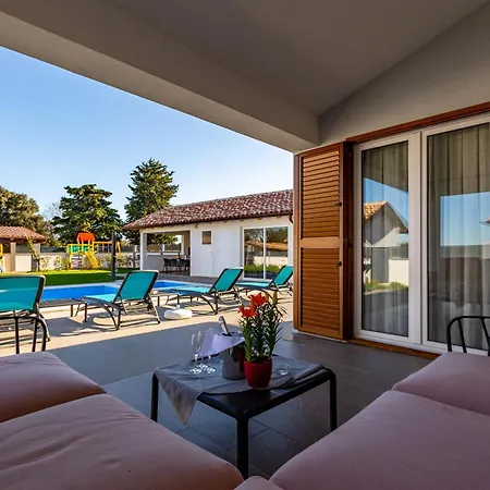 Alba Bianca Near Pula For 6 People With Children Playground And Wellness