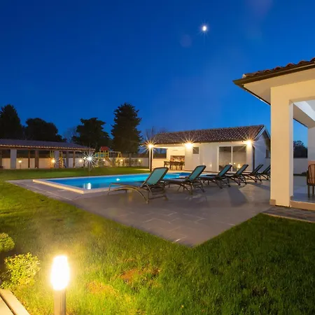 Alba Bianca Near Pula For 6 People With Children Playground And Wellness